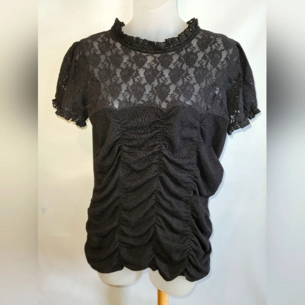 Vintage Melanie Lyne Black Lace short sleeves Medium